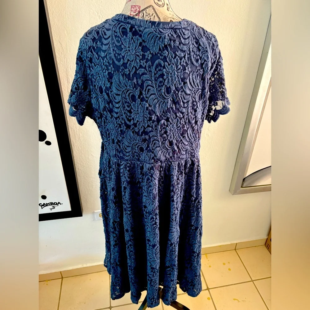 Bundle 2 for $30. Torrid Blue Ruffled Midi Dress. Size 3XL. - Picture 3 of 6